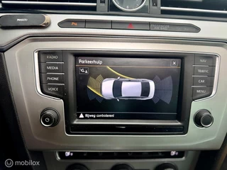 Volkswagen Passat 2015 - 1.8 TSI Highline DSG | Full Options | PANO zdjecie 17