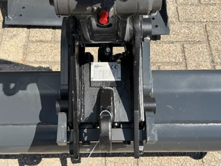 XCMG N/A 2026 - XE10e Rupsgraafmachine Snelwissel + Joysticks & Bakkenset KUBOTA MOTOR zdjecie 6