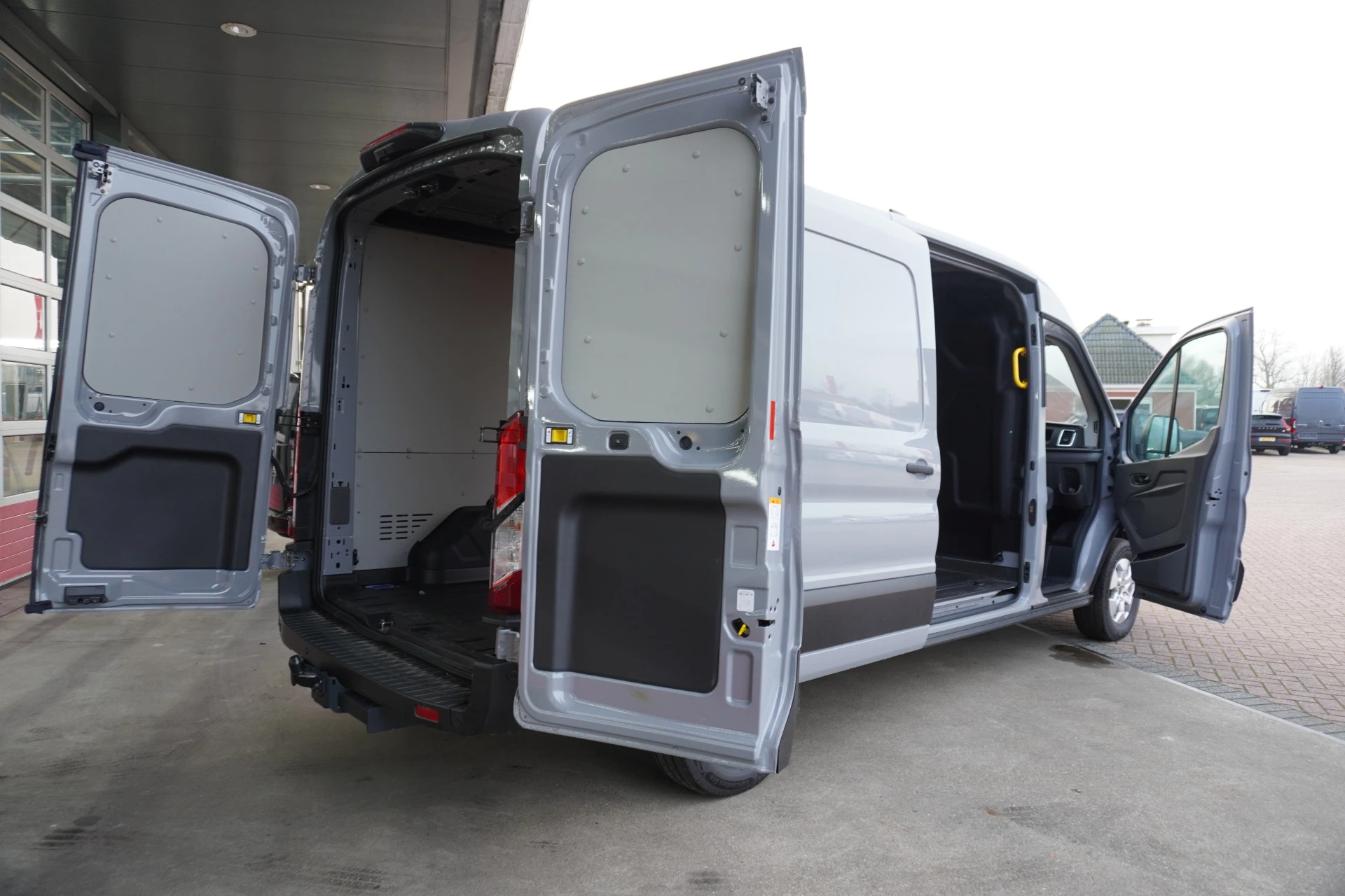 Ford Transit 2024 - 350L 2.0 TDCI 165PK L3H2 Limited Automaat Schuifdeur L+R imagen 5
