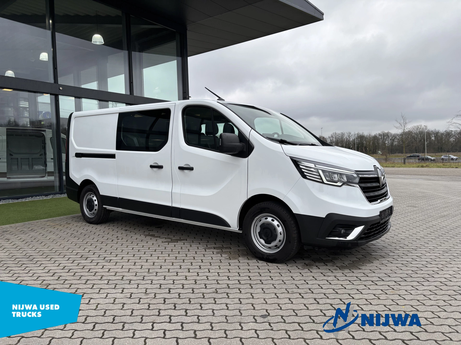 Renault Trafic 2024 - 150 L2H1 Dubbel cabine + Dubbele schuifdeur image 2