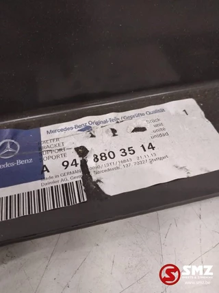 Mercedes-Benz N/A - Occ voorbumperbevestiging rechts Mercedes Actros M zdjecie 4