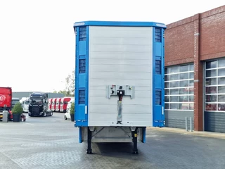 Pezzaioli N/A 2026 - New 3 stock livestock trailer 95.4M2 - Water & Ventilation - Lifting floors - Lifting roof - Lift axle immagine 3