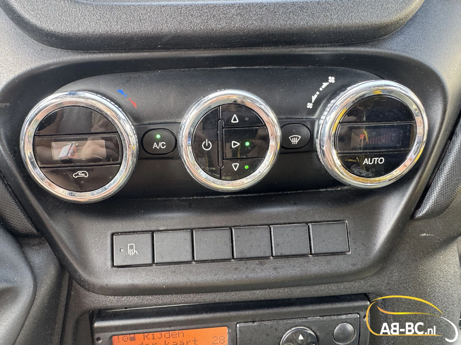 Iveco Rosero First 24 Seats EURO 6 2015 afbeelding 57