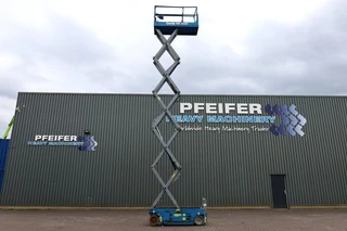 Genie 2013 - GS3232 Hydraulic Outriggers, Electric, 11.75m Work image 3 miniature