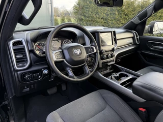 Dodge Ram 1500 2018 - 5.7 V8 4x4 BIG HORN / CREW CAB / LPG-G3 / NL AUTO / PANO / CAMERA / 3.5T TREKHAAK / GORILLA EXHAUST immagine 11