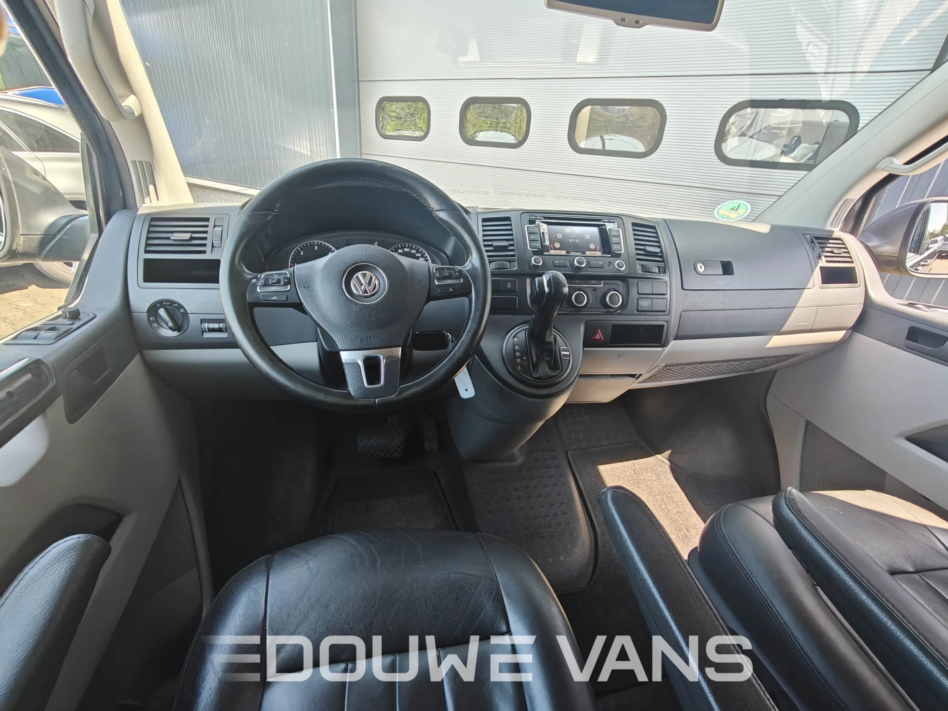 Volkswagen Transporter 2011 - T5 Automaat Dubbel Cabine Leder Airco Navigatie afbeelding 16