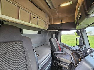 Renault N/A 2018 - T 480 image 16