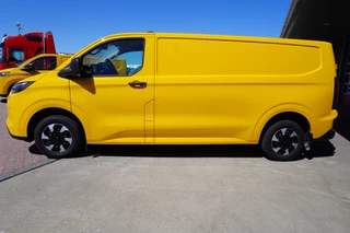 Ford E-Transit 2025 - Cust. 340 L2H1 136PK Trend 65 kWh Automaat afbeelding 9