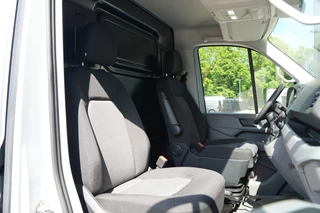 Volkswagen Crafter 2024 - 35 2.0 TDI L4H3 140pk Automaat - ACC - LED - Geveerde Stoel - Carplay - Camera - Betimmering - Rijklaar obrazek 42
