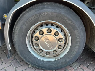 Volvo FM 2005 - 9 6X2R obrazek 49