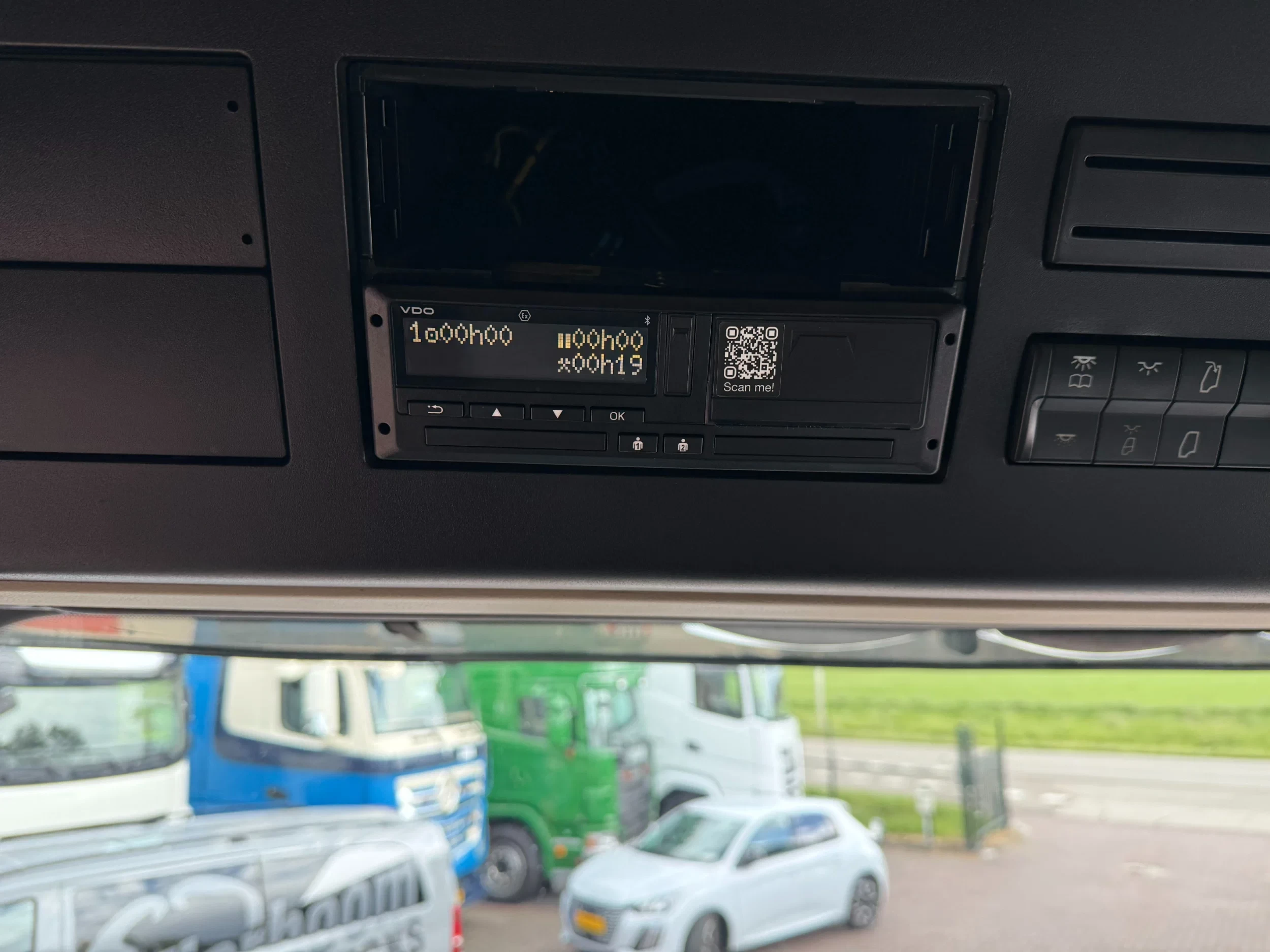 Mercedes-Benz Actros 2015 - Actros 2745LL 6X2 GIGASPACE CHASSIS EURO6 HOLLAND TRUCK TOPZUSTAND!!! image 12