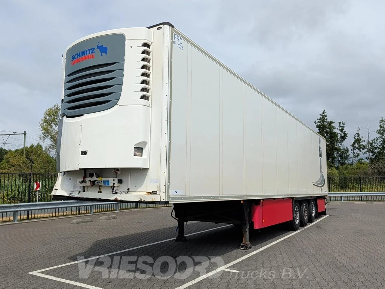 Schmitz Cargobull scb*s3b MET SCHADE Luchtvering 2016 Bild 1