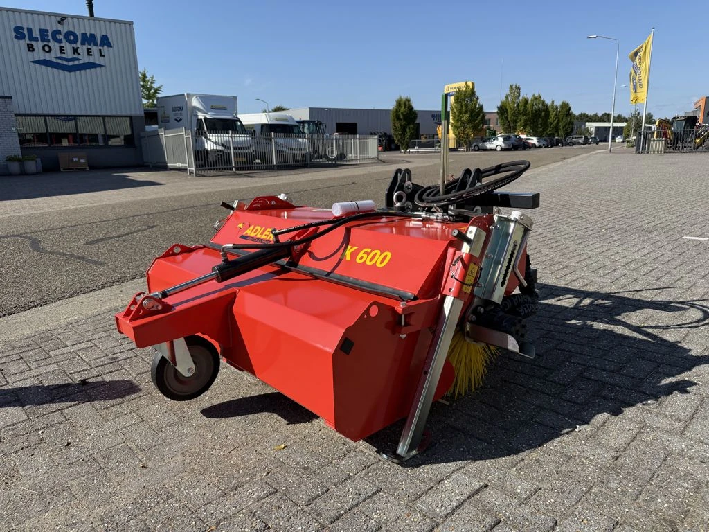 Adler 2025 - K600-150 Veegmachine immagine 1