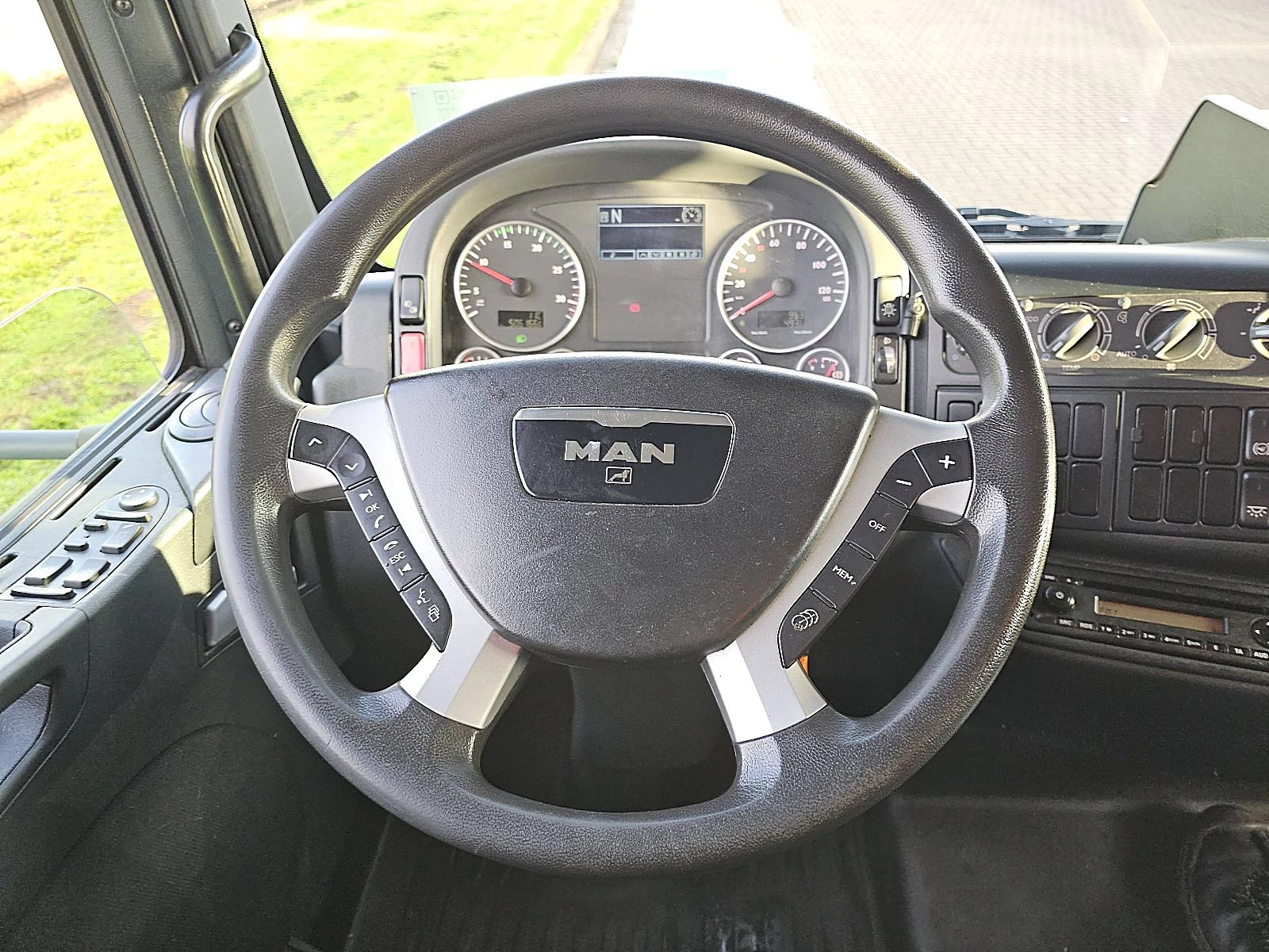 MAN TGL 2012 - 8.180 zdjęcie 11