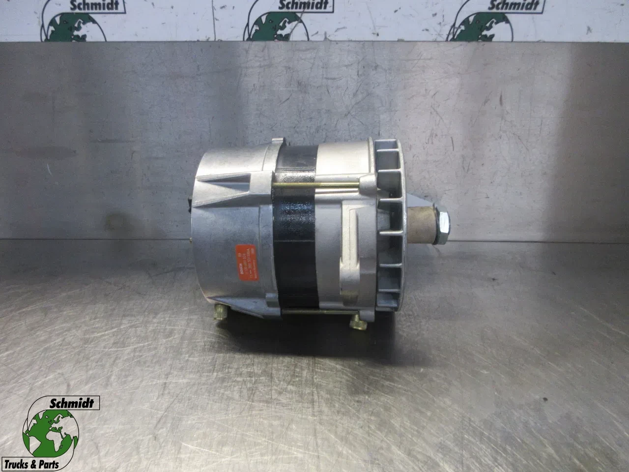 Iveco - 0 120 689 524 BOSCH DYNAMO IVECO EURO 2 NIEUWE OP VOORRAAD afbeelding 1
