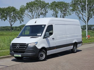 Mercedes-Benz Sprinter 2022 - 317 obrazek 2