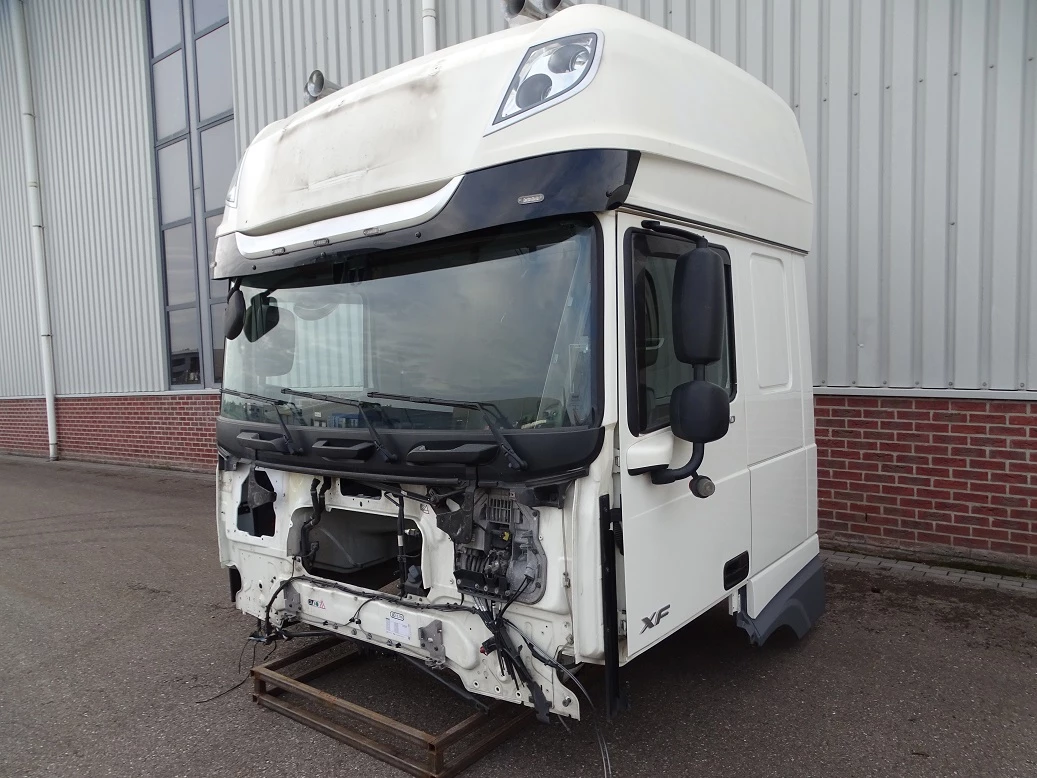 DAF 2020 - XF106 SUPER SP. CAB Bild 1