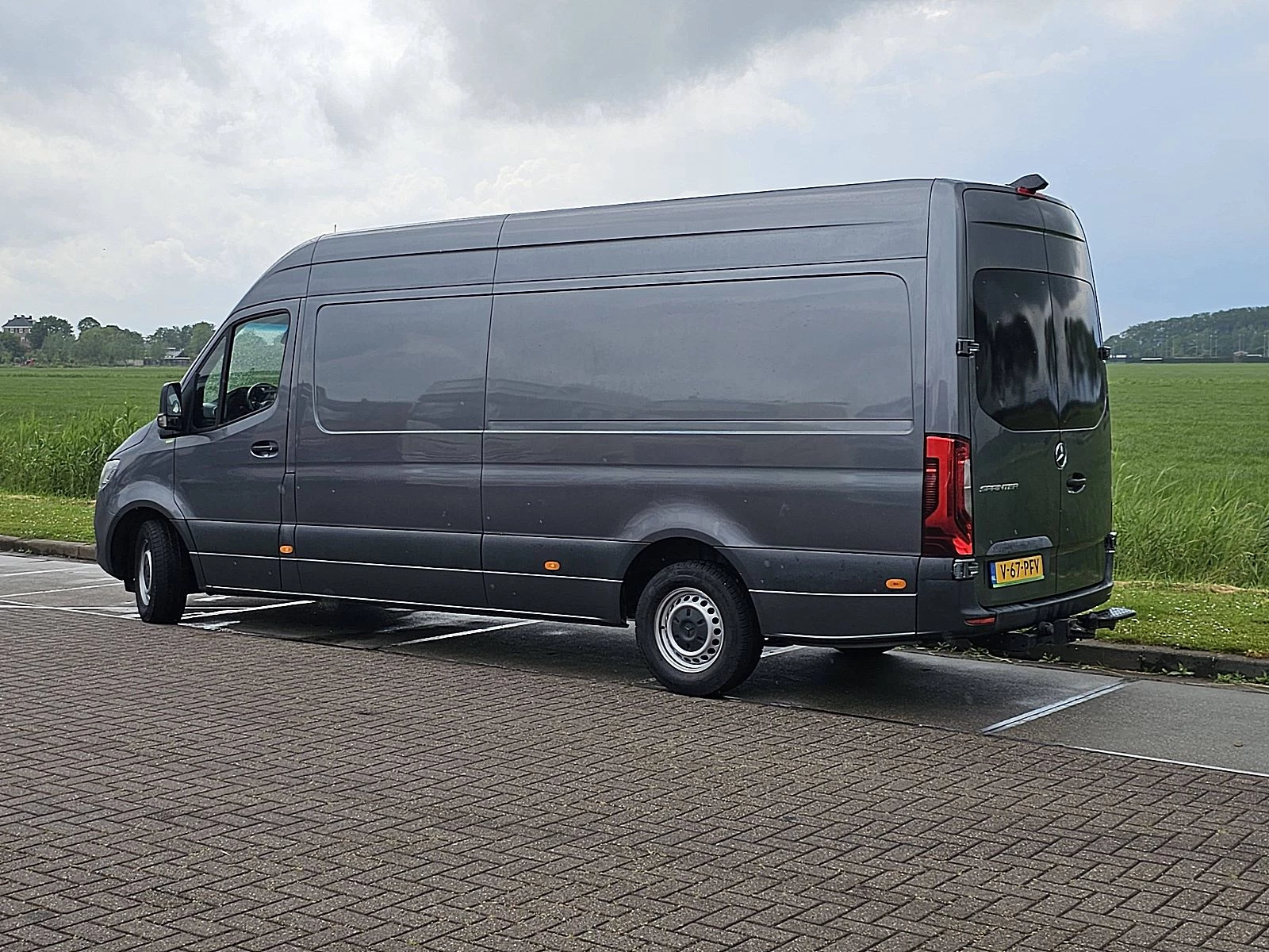 Mercedes-Benz Sprinter 2020 - 319 obrázek 6