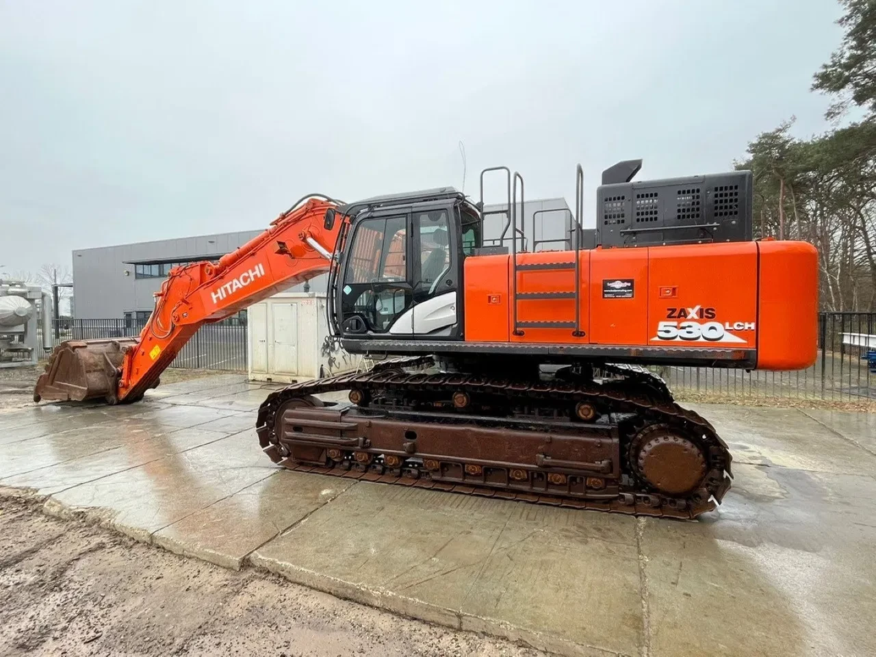 Hitachi 2016 - ZX530LCH-6, 2016 year, 9094 Hours, Incl.bucket, CE marked !! afbeelding 1