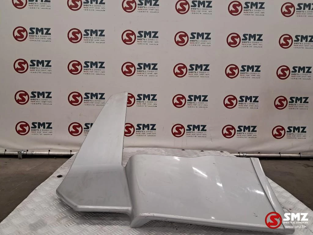 MAN 2019 - Occ cabinespoiler rechtsboven MAN afbeelding 1