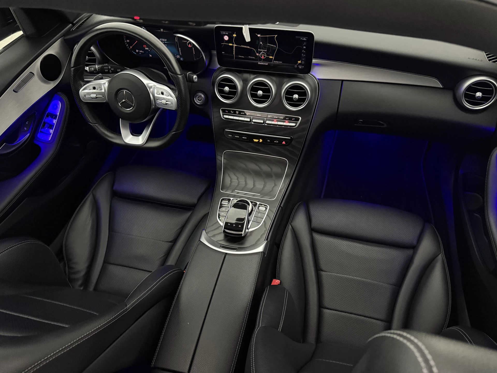 Mercedes-Benz C-Klasse 2020 - 200 Business Solution AMG 184PK afbeelding 26