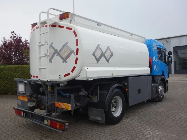 Scania P 1997 - P124-400 13000 LITER ,MANUALFEULPOMP,RITARDER imagem 5