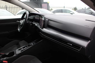 Volkswagen Golf 2020 - 1.5 eTSI Style PANORAMADAK MEMORY ACC SFEER CARPLAY obrazek 16