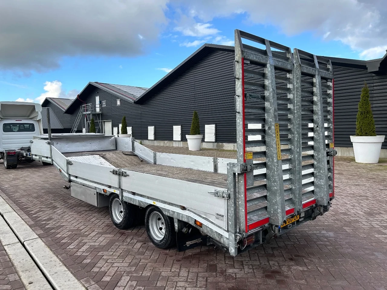 Veldhuizen 2011 - BE OPLEGGER SEMI DIEPLADER 8 TON imagem 3