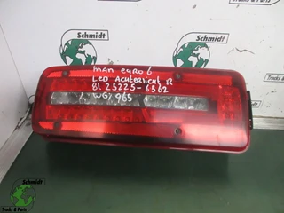MAN - 81.25225-6563 // 81.25225-6566 RECHTS EN LINKS LED LAMP MAN TGX TGS te koop