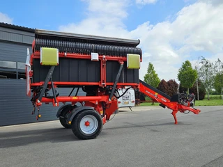 Kuhn 2020 - MERGE MAXX 950 Bandenhark afbeelding 3 miniatuur