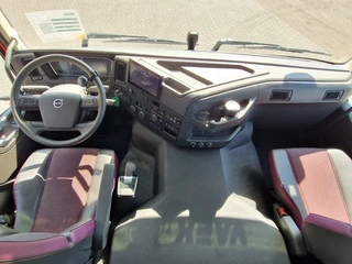 Volvo FMX 2024 - 13.460 4x4 - PTO/Hydraulic - HUB reduction - Low KM image 12