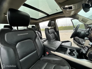 Dodge Ram 1500 2018 - 4X4 5.7 V8 4x4 Crew Cab Laramie black out lpg imagem 20