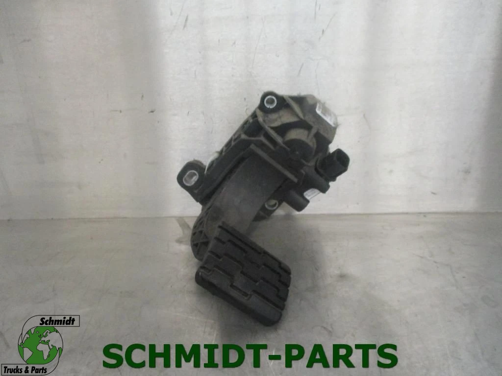 Volvo 2013 - 82849300 Gaspedaal obrázek 1