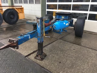 Diversen N/A - Div. Dolly 1 As - Schotelhoogte: 120 cm - DIN: 40 mm - Luchtcompressor wordt aangedreven door Honda Benzine Motor bild 4