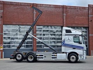 Mercedes-Benz Actros 2019 - 2558 6x2 - AJK Hooklift 20T - Euro 6 - 4.60 WB image 11