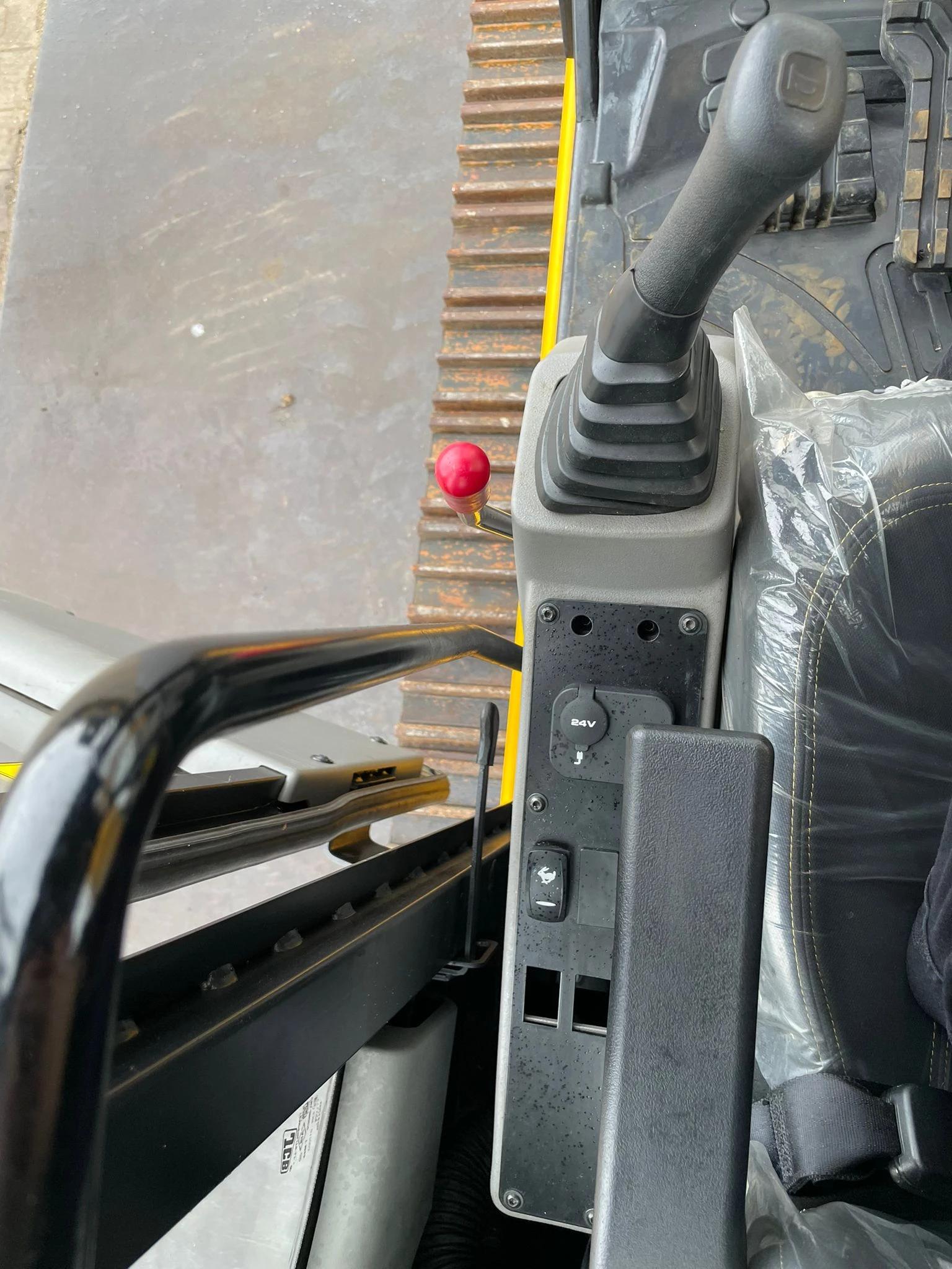 JCB 205 Hydraulic Excavator - Export Model 2025 obrázek 24