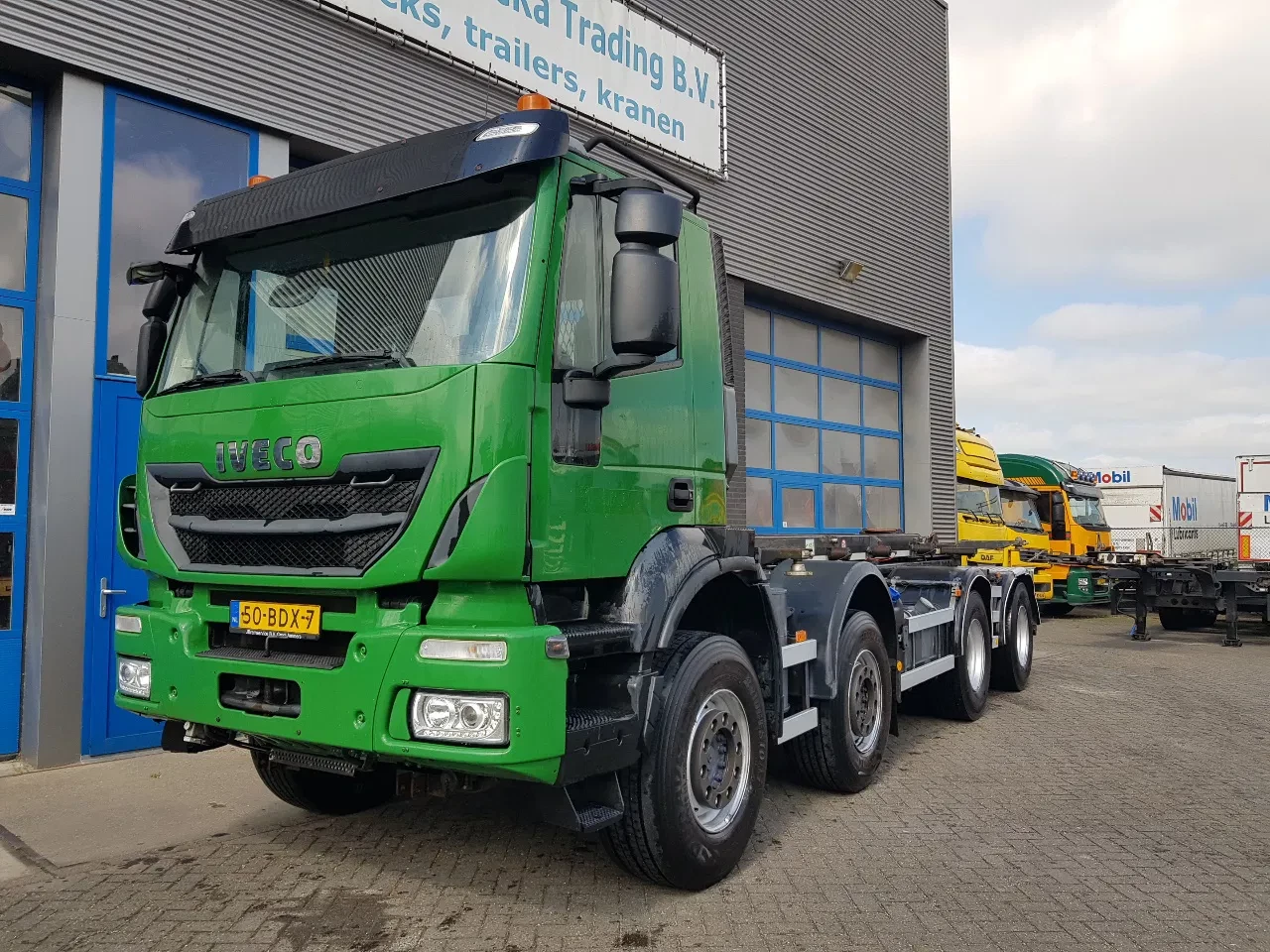 Iveco Stralis 2014 - 450 8x4 Steel 430.000 km kettingsyst 30 ton obrázek 2