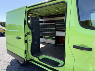 Renault Trafic 2019 - 1.6 dCi / L1H1 / 1e EIG. / TREKHAAK / INRICHTING / AIRCO / CRUISE / NAVI / 3-ZITS obrazek 12