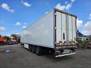 Krone SDR 27 EL4-FB, 3 AXLE FRIDGE TRAILER WITH MEAT RAILS THERMO KING DUAL TEMP 2016 - N/A bild 5