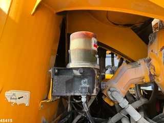 MAN TGS 2015 - 35.440 Euro 6 10x4 CIFA 12m³ Mixer + CIFA pump Just 200.228 km! image 12