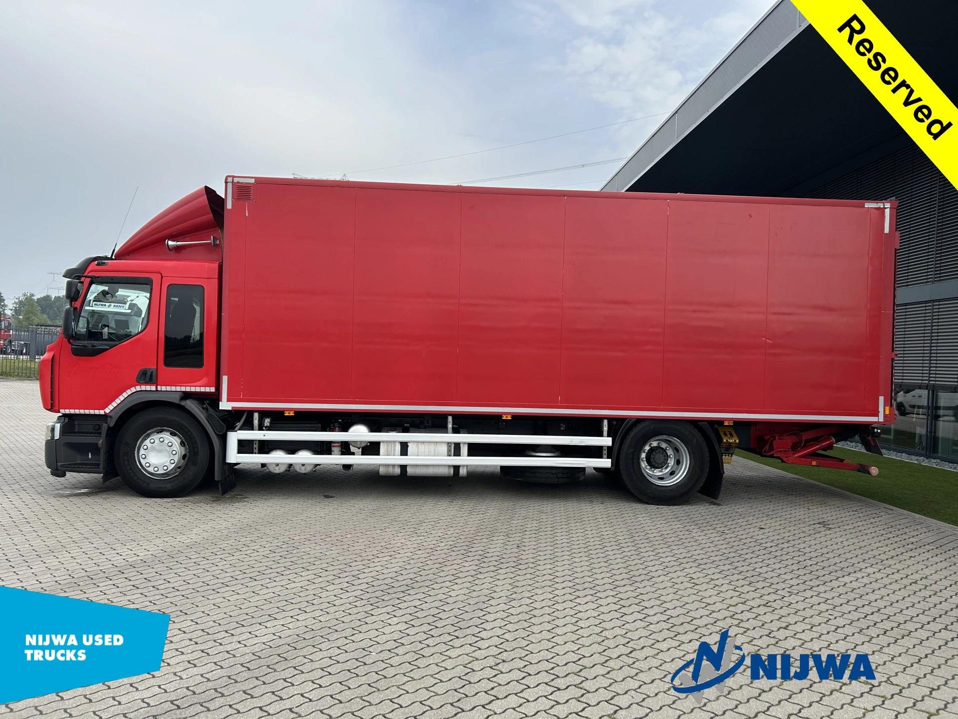 Renault D WIDE 280 4x2 Low mileage + Laadklep 3000 KG 2017 afbeelding 15