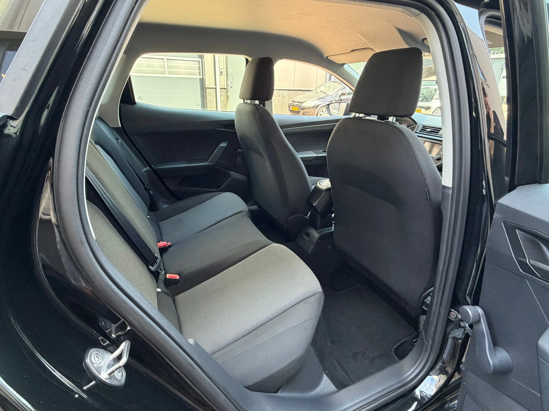 SEAT Ibiza 2018 - 1.0 MPI Reference bj.2018 Airco|Pdc|Lm velg|Cc. afbeelding 12