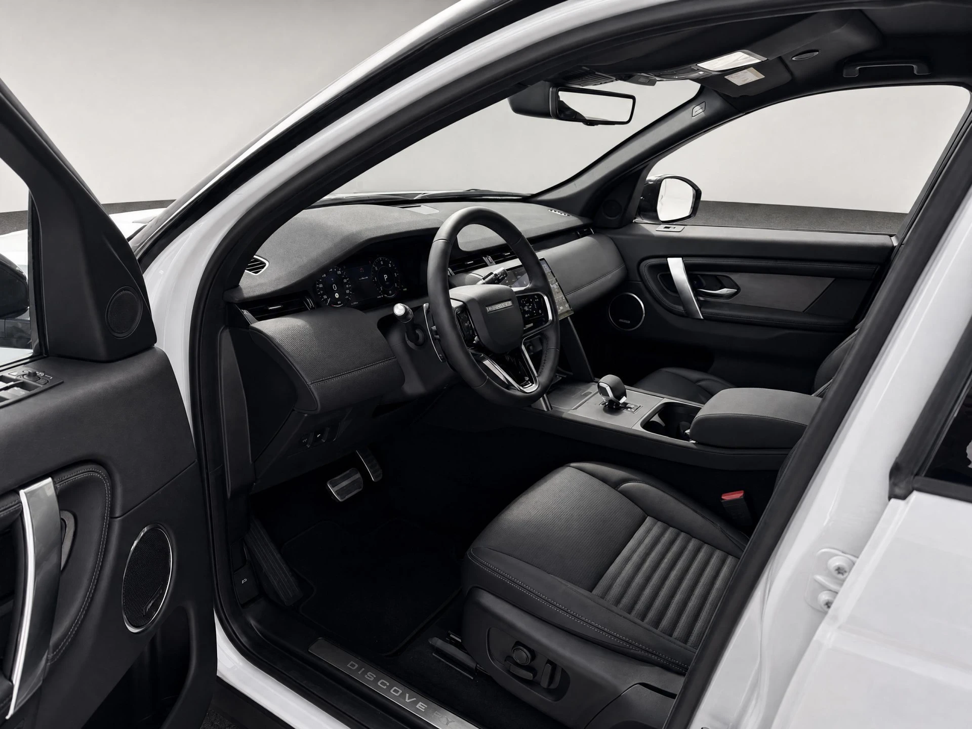 Land Rover Discovery Sport 2025 - 1.5 P270e PHEV Dynamic SE | Panorama | 360gr camera | afbeelding 13
