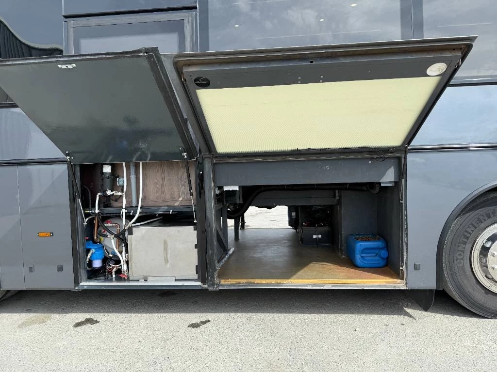 Volvo 2008 - Contrast "Motorhome" afbeelding 44