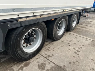 Krone N/A 2021 - SD / Closed Box / Dhollandia / 1x Lift Axle bild 7