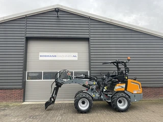 Giant graafarm hydraulisch zwenkbaar 2026 afbeelding 2 miniatuur