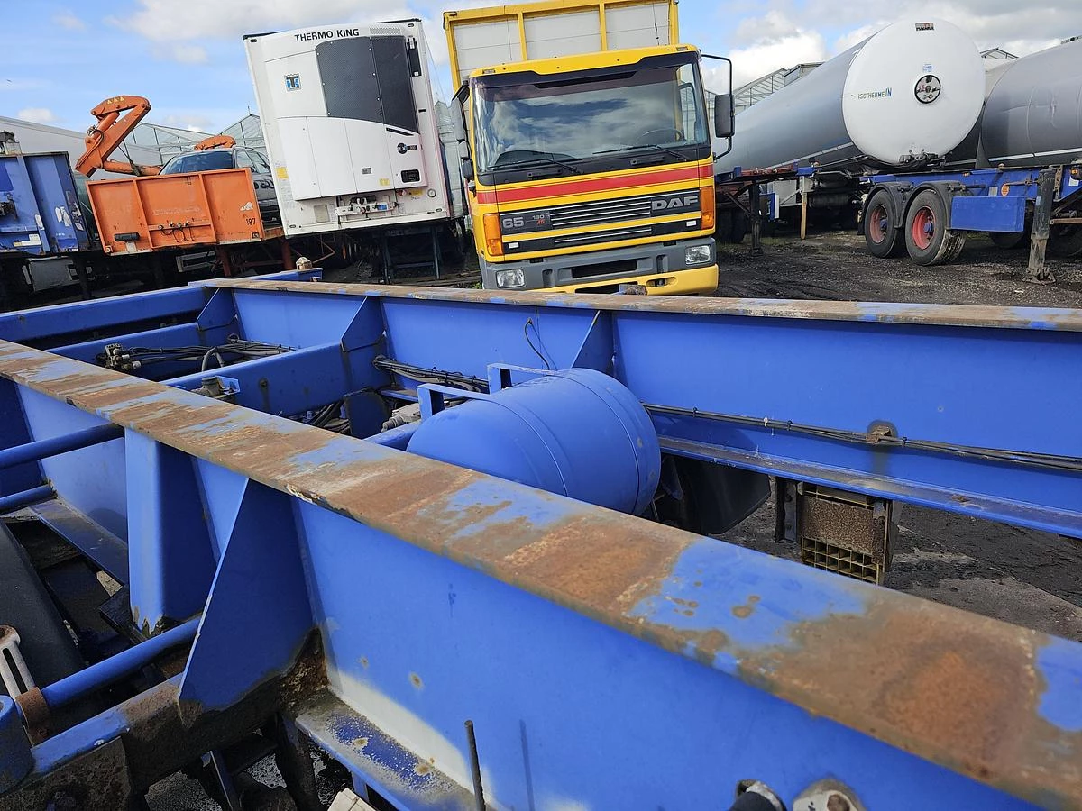 MKF METALLBAU CS 20 | 20 FOOT CONTAINER CHASSIS | BPW DRUM | STEEL SUSPENSION| GOOD QUALITY. 2007 imagen 15