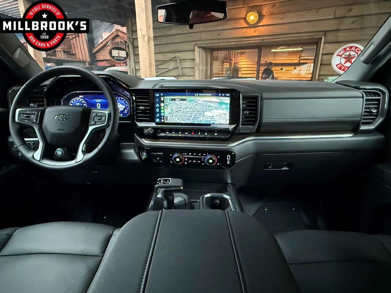 Chevrolet Silverado 2024 - Z71 Trailboss image 15