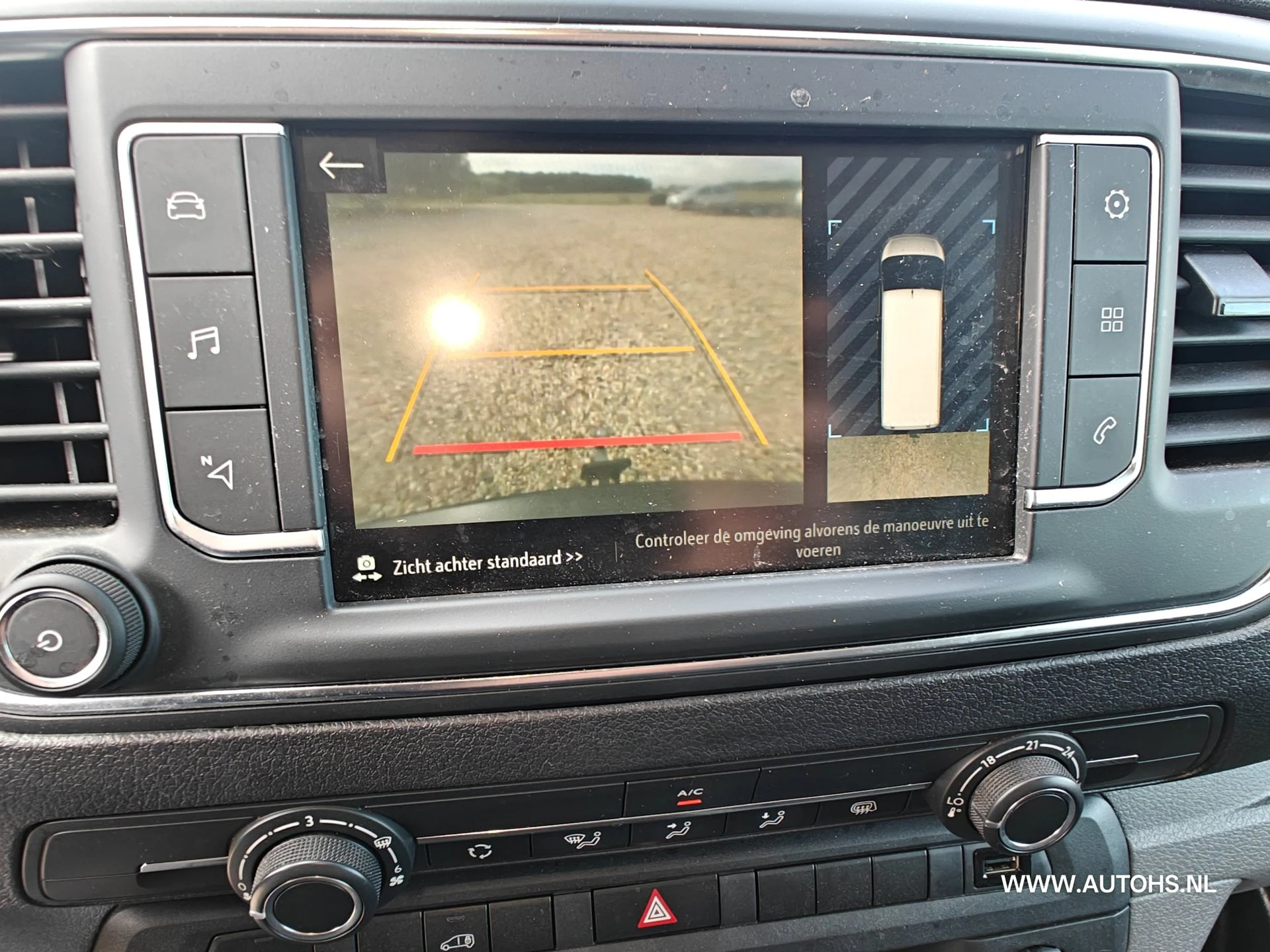 Opel Vivaro 2020 - 1.5 CDTI L2H1 , Werkplaats inrichting , Euro 6 , 1e Eig. Camera , navi , cruise , in pracht staat. afbeelding 18