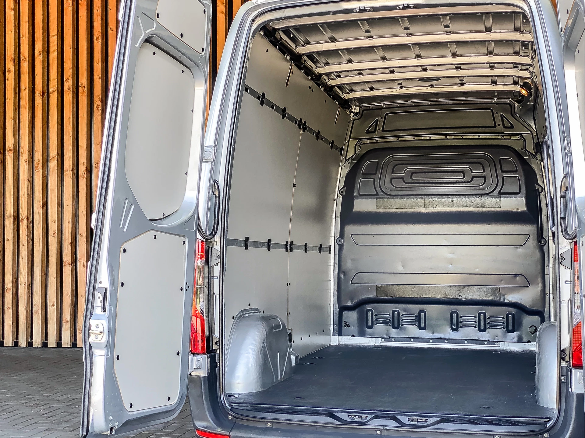 Mercedes-Benz Sprinter 2022 - 1.9 CDI 150PK Automaat L2H2 Bestelwagen obrázek 42